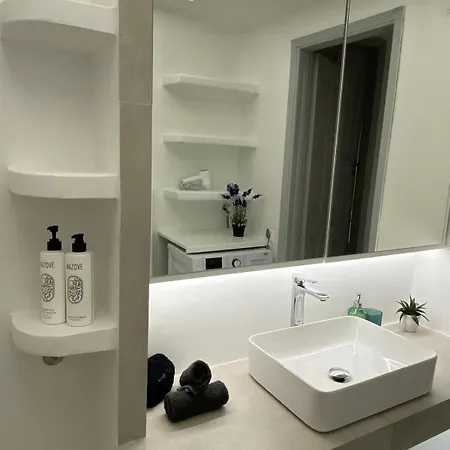 Aegean Bliss - Stylish In Agios Stefanos 아파트 *